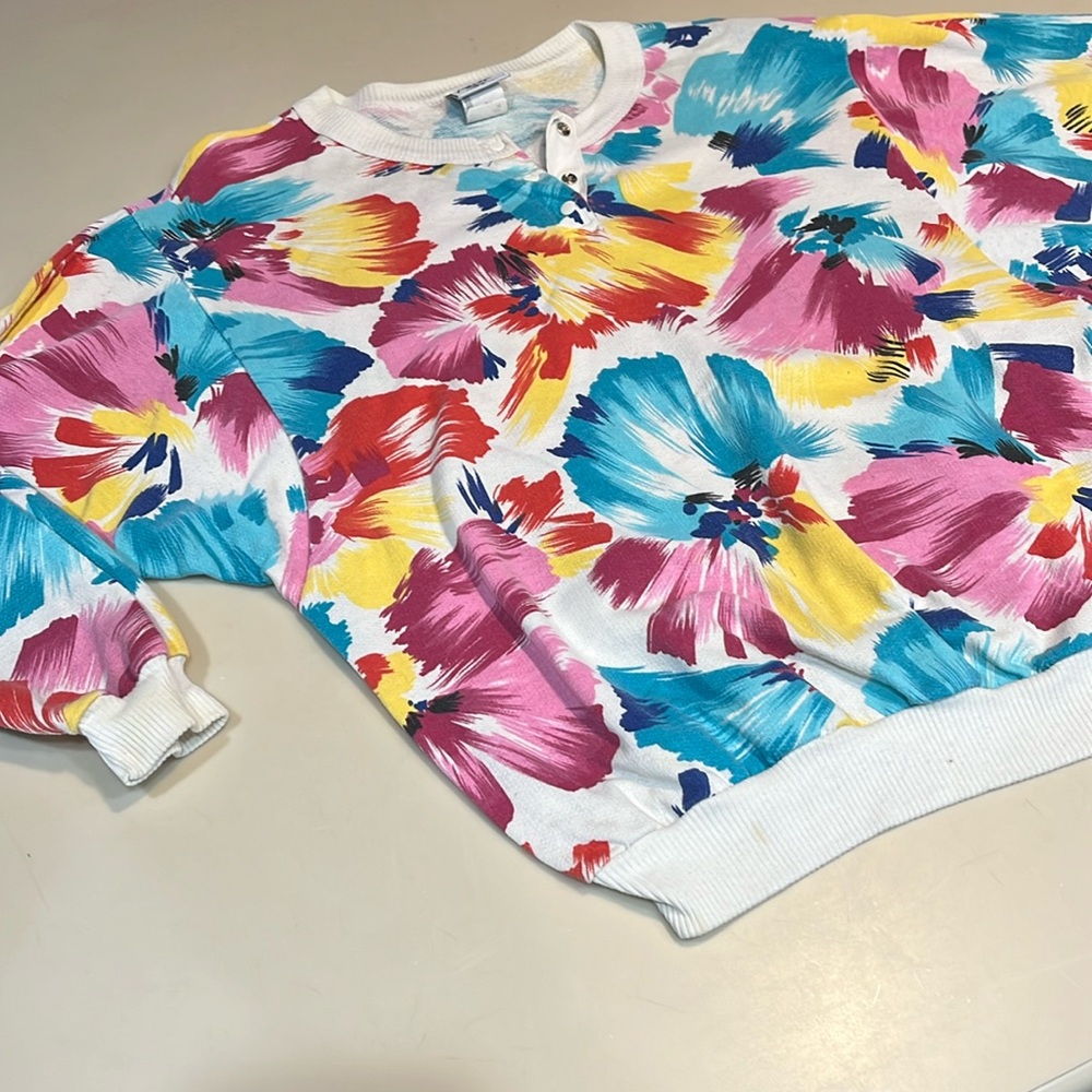 Koret top multi color floral